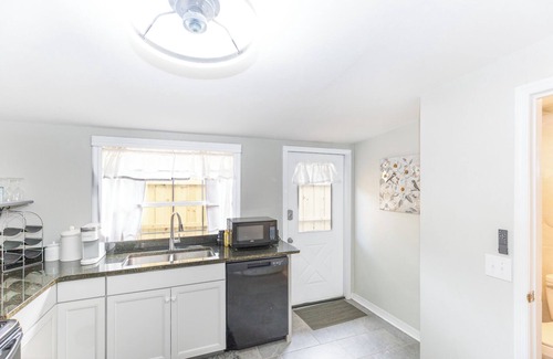 Fruitland Park Appartement | Large one-bedroom with king-sized bed in beautiful Fruitland Park