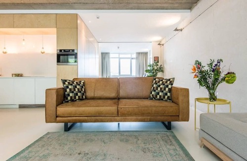 Westpoort Appartement | Large One-bedroom Apartment