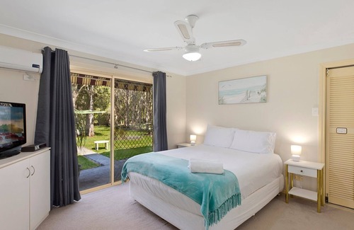 Tumbi Umbi Maison | Large open spaces on Acres