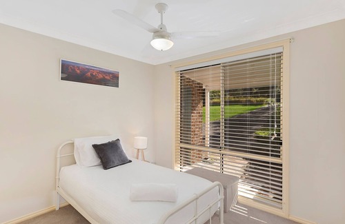 Tumbi Umbi Maison | Large open spaces on Acres