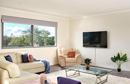 Warrawee Appartement | Large Premium Warrawee Apartment with Parking A401