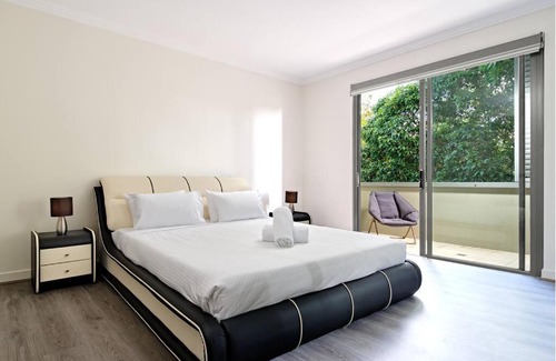 Warrawee Appartement | Large Premium Warrawee Apartment with Parking A401