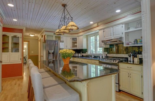 Gorham Maison | Large Private Maine Home with Pool in Gorham