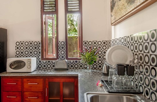 Lovina Villa | Grande villa privée avec belle piscine dans un jardin tropical
