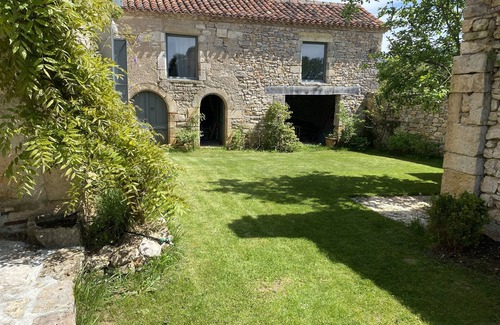 Saint-Martin-Labouval Maison | Large Quercy house near the Lot river