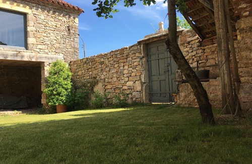 Saint-Martin-Labouval Maison | Large Quercy house near the Lot river