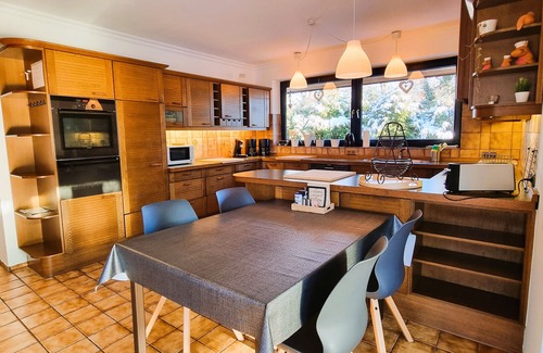Seevetal Appartement | Grand appartement calme avec jardin d'hiver et terrasse!