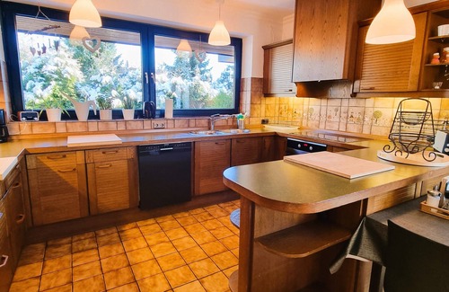 Seevetal Appartement | Grand appartement calme avec jardin d'hiver et terrasse!