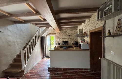 Ardillieres Maison | Grand gîte au calme avec piscine