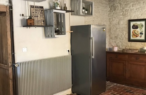 Ardillieres Maison | Grand gîte au calme avec piscine