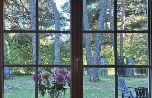 La Bastide Chalet De Ski | Large Riverside Chalet Near Gorges du Verdon
