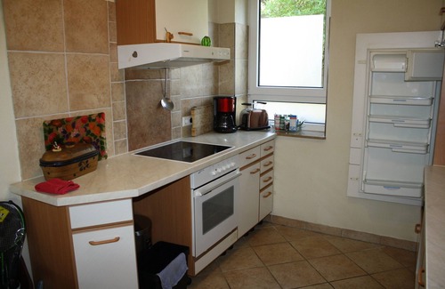 Zothen Appartement | Large, rustic apartment on a farm with a view of the castle