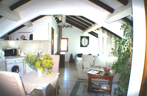 Sainte-Lucie-de-Tallano Cottage | Large studio a small love nest. furnished accommodation 3 ***