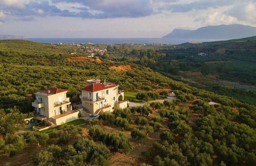 Kissamos Villa | Seacoast Villa on Large Estate in Crete’s Western Olive Region. Avail. Yr-Round!