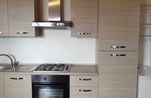 San Lorenzo al Mare Appartement | Grand studio 4 lits - 200 m de la plage - Vue mer