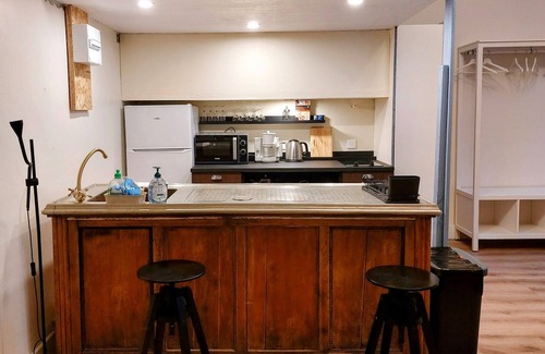 Gardanne Appartement | Magnifique loft pour 4 avec 3 lits Parking clos