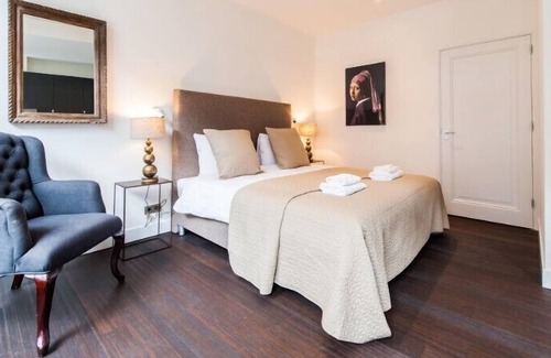 Dapperbuurt Appartement | Large Studio close to Oosterpark (2pax)