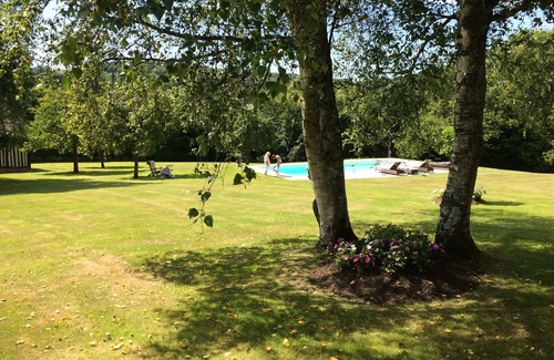 Saint-Benoit-d'Hebertot Maison | Grande Chaumière avec Piscine chauffée