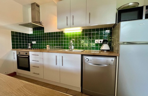 Seytroux Appartement | Grand appartement Penthouse, balcon, 10 couchages, la famille et les animaux domestiques.