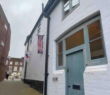 Wallingford Appartement | Large town centre apartment with parking