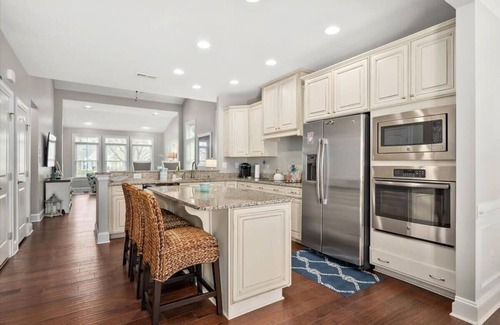 Sun Ridge Maison | Large Townhome in Amenity Filled Bayside Community
