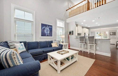 Sun Ridge Maison | Large Townhome in Amenity Filled Bayside Community