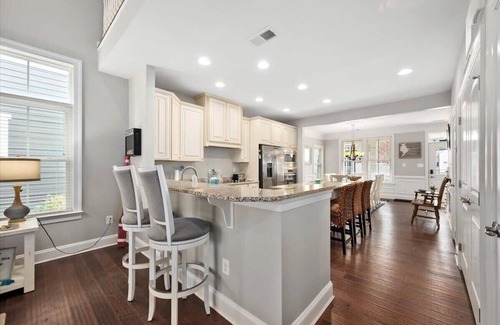 Sun Ridge Maison | Large Townhome in Amenity Filled Bayside Community
