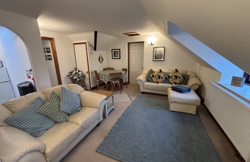 Langton Matravers Appartement | Grand appartement de 3 chambres au 1er étage dans un pittoresque Purbeck Stone Cottage.