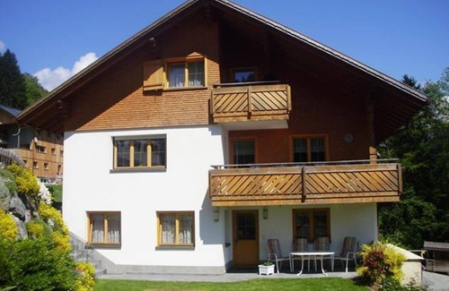 Sonntag Appartement | Large vacation apartment (2-4 persons) - Haus Nigsch