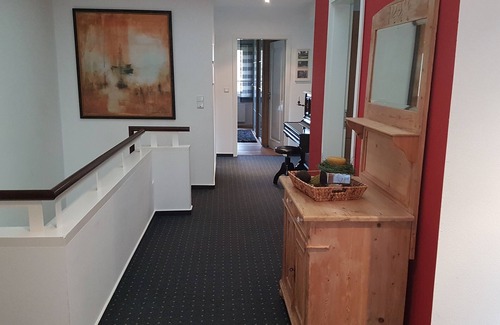Holdorf Appartement | Large vacation apartment, quiet, on a farm with ponies and horses, near Dümmer See