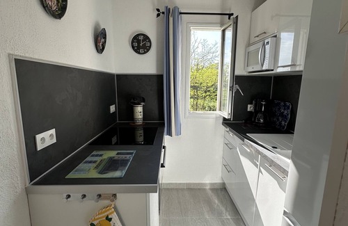 La Napoule Appartement | Grand studio très calme 38 m2 terrasse 18 m2 vue piscine/ jardin