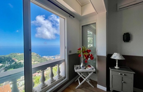 La Turbie Villa | Grande Villa, 4 chambres, vue panoramique unique sur Monaco, jardins, piscine