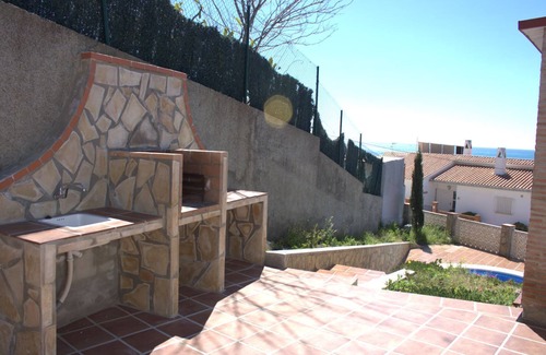 Benajarafe Villa | Grande villa près de la plage avec piscine et vue mer