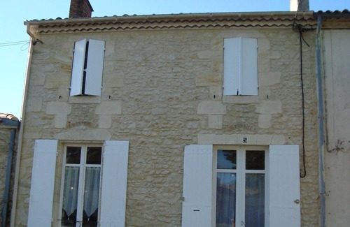 Queyrac Maison | GRAND GITE DE VILLAGE A 15 MN DE LA PLAGE