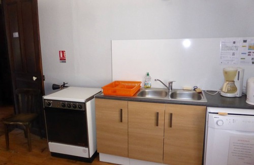 Osse-en-Aspe Maison | Large village house - ideal for groups