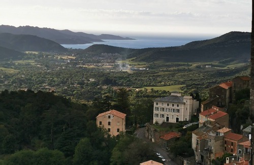 Oletta Maison | grande maison de village a oletta. A 5 minutes de st florent.