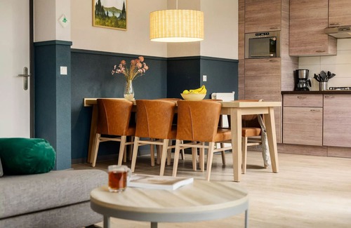 America Maison | Large VIP Cottage 6 People