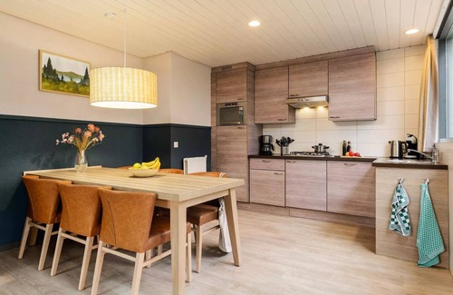 America Maison | Large VIP Cottage 6 People