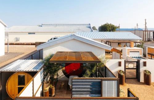 Marfa Appartement | Large West Texas Suite at Iconic Property