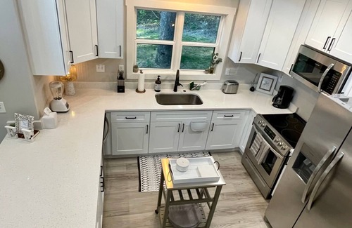 Tracy City Maison | Larger Home in Tracy City, TN Tiny Home Lake & Community-Retreat at Water's Edge