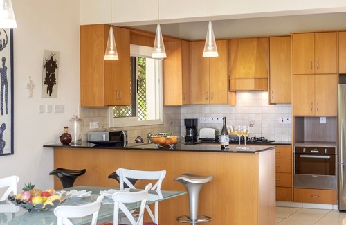 Pervolia Villa | Larnaca Chelidonia Seafront Villa