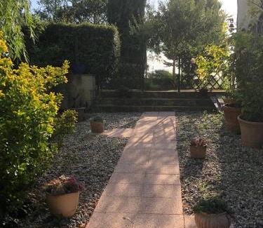 Castelnau-dArbieu Lit Et Petit-Déjeuner | Las Canéres
