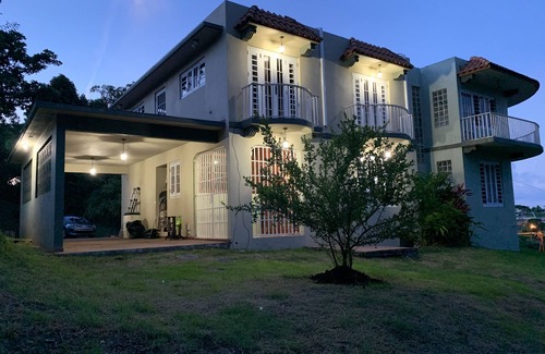 Guzman Abajo Maison | Las Casa Luna