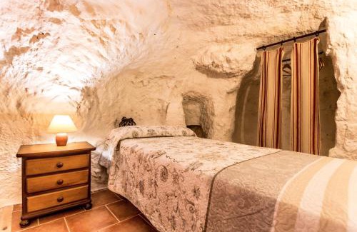 Alcala del Jucar Maison | Las Cuevas Del Abismo
