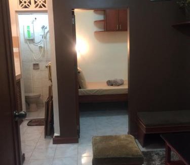 Las Pinas Lit Et Petit-Déjeuner | Las Pinas Serviced Apartment