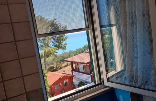 Defensola Appartement | DERNIÈRE MINUTE Août FERRAGOSTO Penthouse élégant avec vue sur la mer et une grande véranda