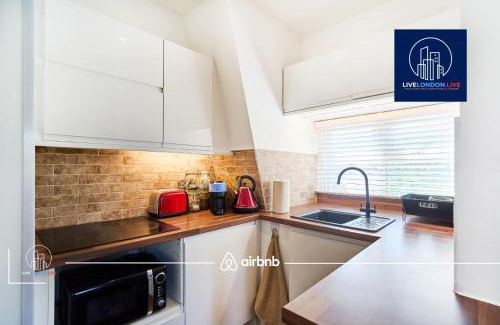 Dartmouth Park Appartement | Last-Minute Deals l Flat 8 l Reserve Now l Summer Stay l Sleeps Up to 4 l Business Family Live London Short Lets & Serviced Accommodation