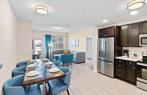 Florida Central Atlantic Coast Appartement | Last Minute Disney Getaway! Luxury Condo with Private Balcony. Book Now! #93993