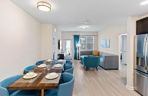 Florida Central Atlantic Coast Appartement | Last Minute Disney Getaway! Luxury Condo with Private Balcony. Book Now! #93993