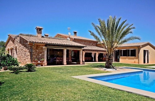 Llucmajor Villa | Offre de dernière minute! Derniers endroits dans une villa exclusive avec piscine, barbecue, wifi, A /